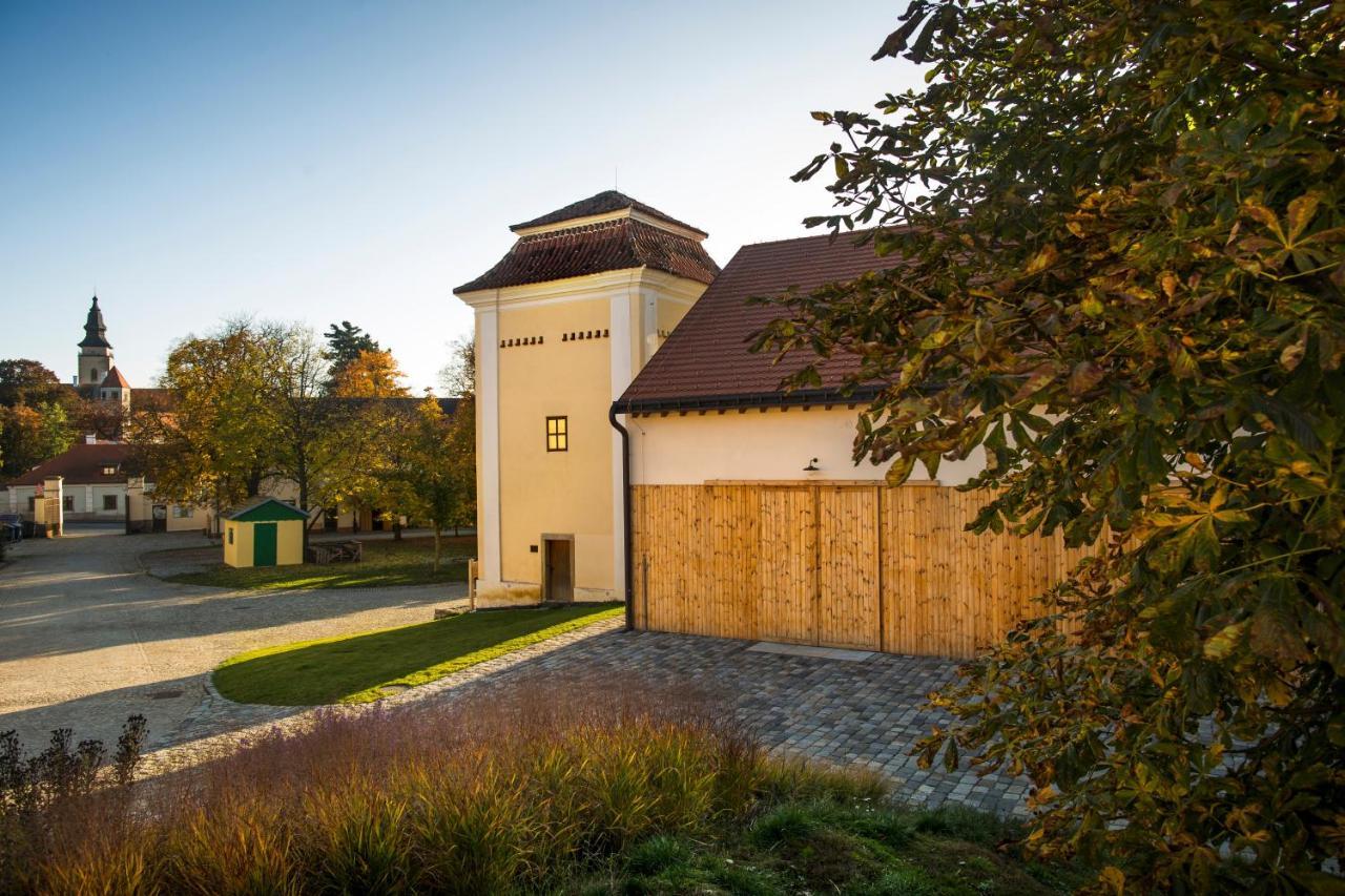 Penzion Pansky Dvur Телч Экстерьер фото