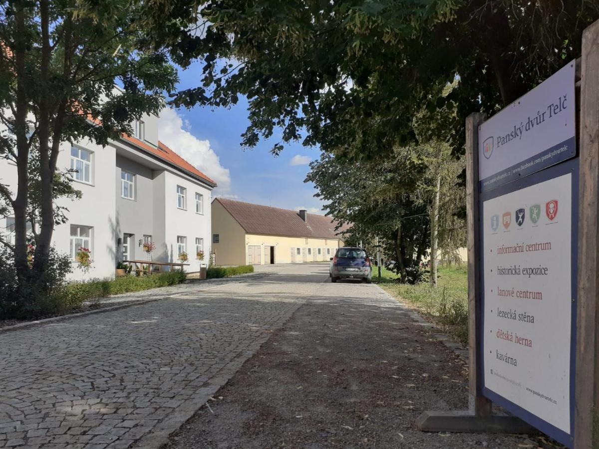 Penzion Pansky Dvur Телч Экстерьер фото