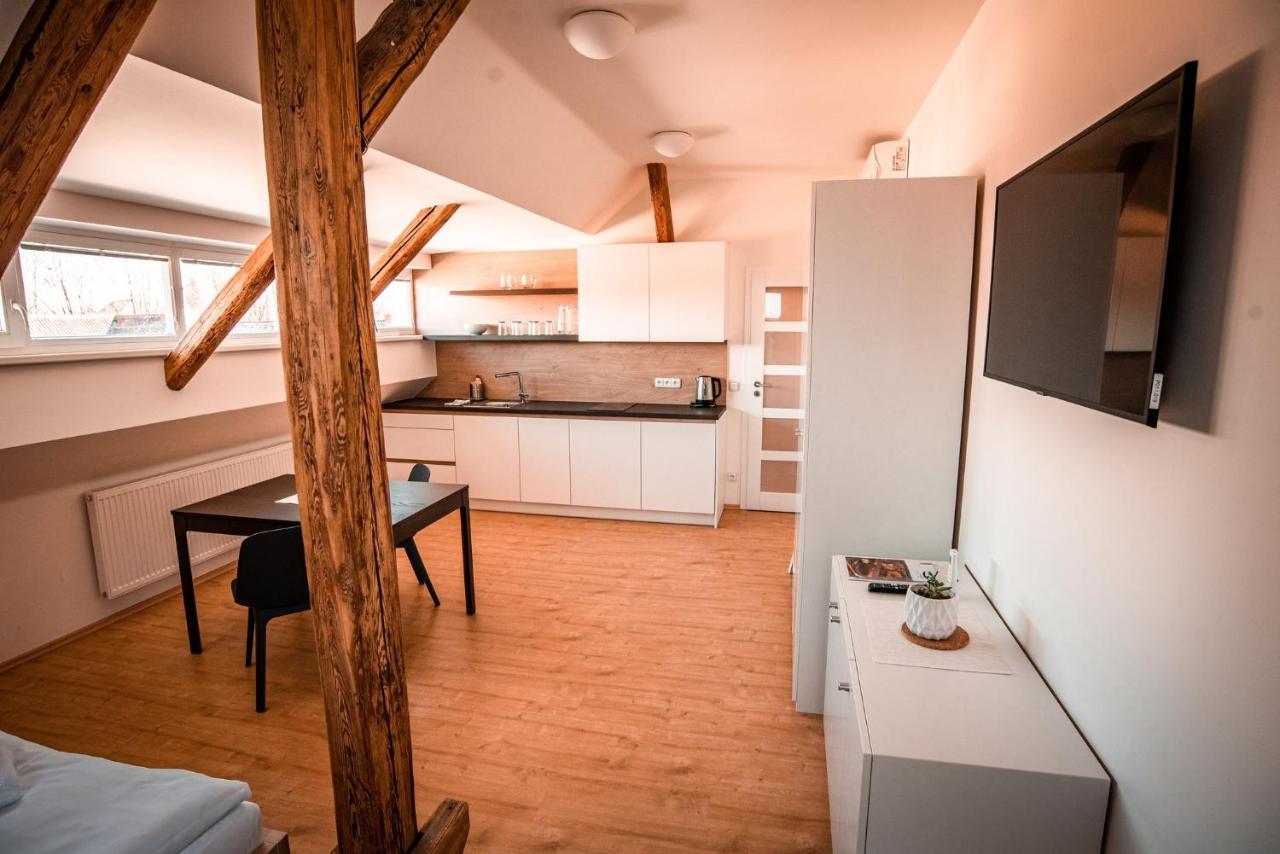 Penzion Pansky Dvur Телч Экстерьер фото